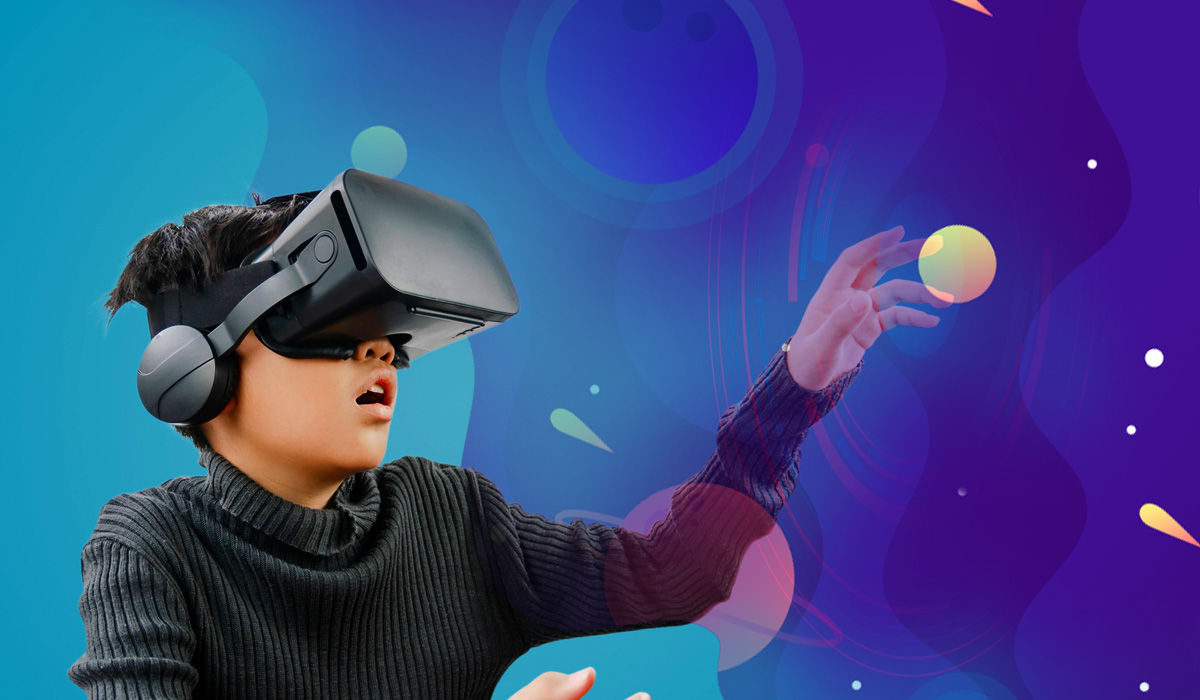 Ребенок в VR шлеме